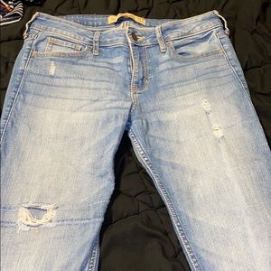 Hollister mid rise super skinny jeans